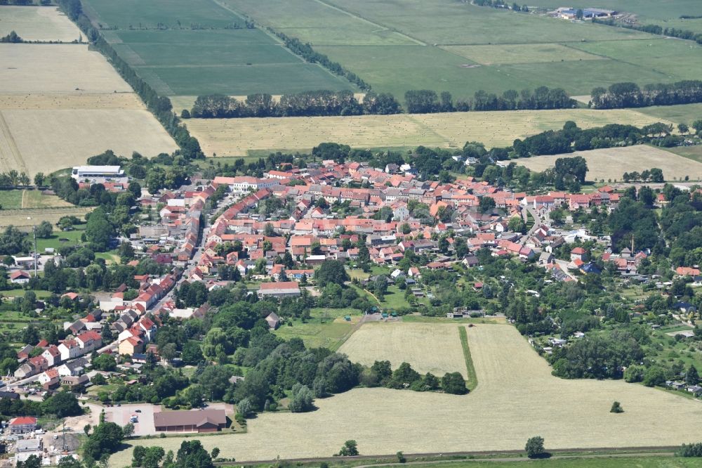 Kremmen aus der Vogelperspektive: Dorf - Ansicht von Kremmen im Bundesland Brandenburg