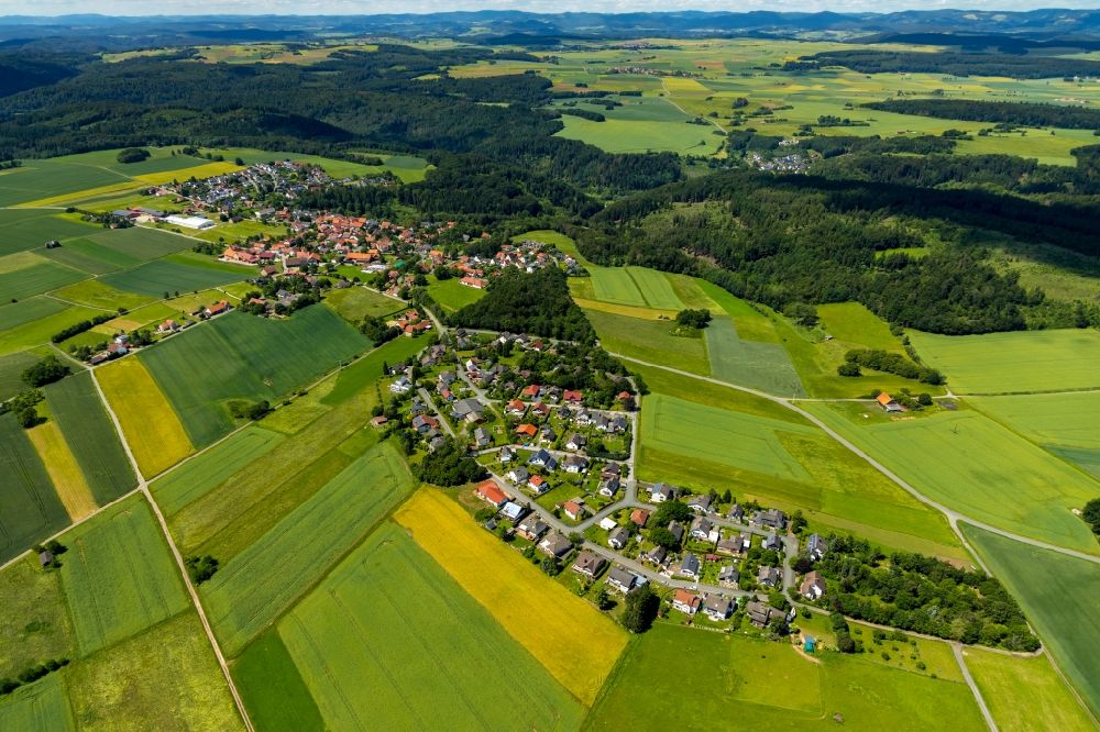 Marienhagen aus der Vogelperspektive: Dorf - Ansicht in Marienhagen im Bundesland Hessen, Deutschland