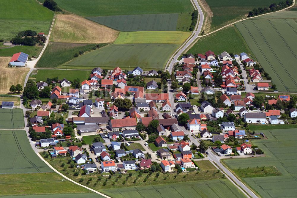 Ingolstadt von oben - Dorf - Ansicht von Mühlhausen bei Ingolstadt im Bundesland Bayern, Deutschland