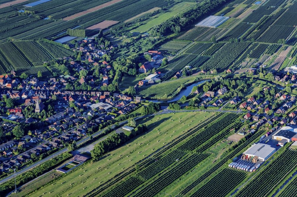 Luftaufnahme Moorende - Dorf - Ansicht in Moorende im Bundesland Niedersachsen, Deutschland