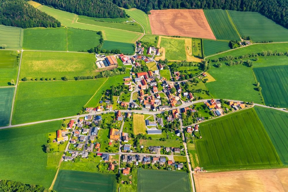 Luftaufnahme Ober-Waroldern - Dorf - Ansicht in Ober-Waroldern im Bundesland Hessen, Deutschland