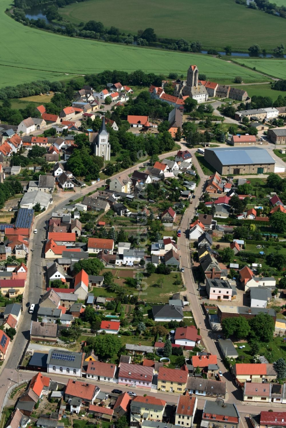 Plötzkau von oben - Dorf - Ansicht von Plötzkau im Bundesland Sachsen-Anhalt