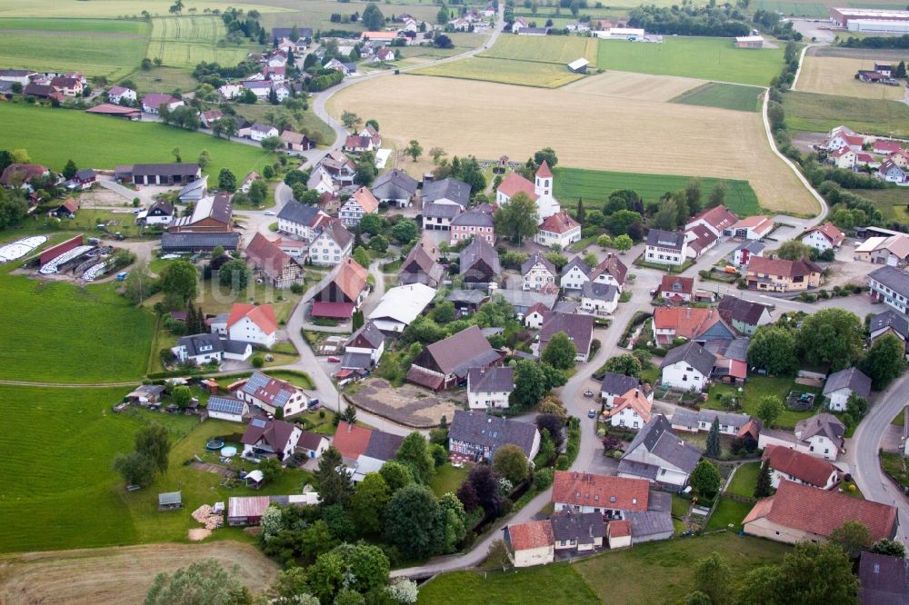 Luftbild Sauldorf - Dorf - Ansicht am Rande von Feldern im Ortsteil Rast in Sauldorf im Bundesland Baden-Württemberg, Deutschland