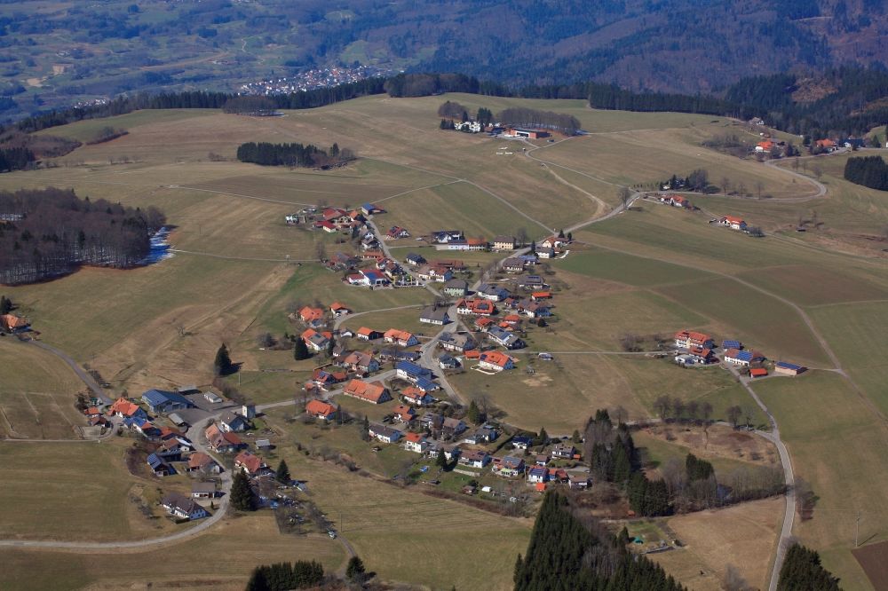 Luftaufnahme Rickenbach - Dorf - Ansicht am Rande von Feldern in Rickenbach im Bundesland Baden-Württemberg, Deutschland