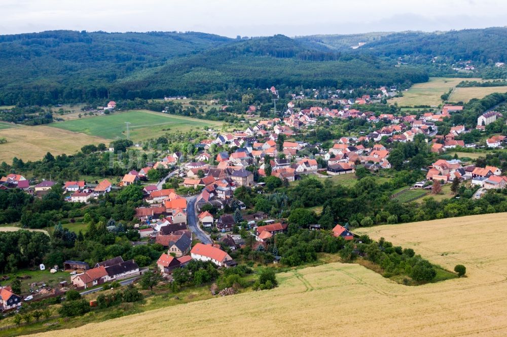 Luftbild Wienrode - Dorf - Ansicht am Rande von Feldern in Wienrode im Bundesland Sachsen-Anhalt, Deutschland