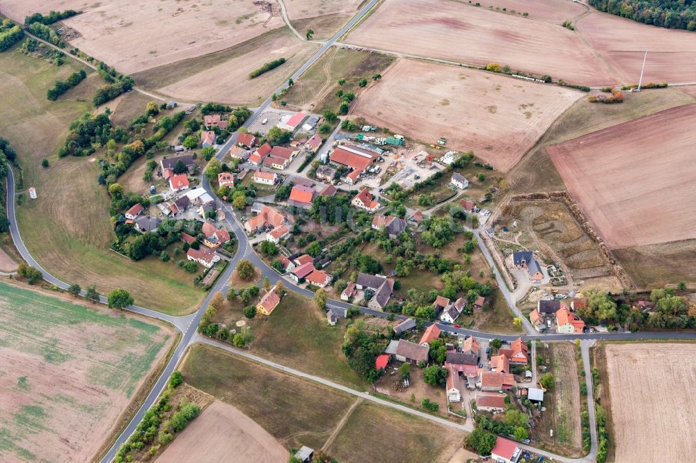Luftbild Ilmenau - Dorf - Ansicht am Rande von landwirtschaftlichen Feldern in Ilmenau im Bundesland Bayern, Deutschland