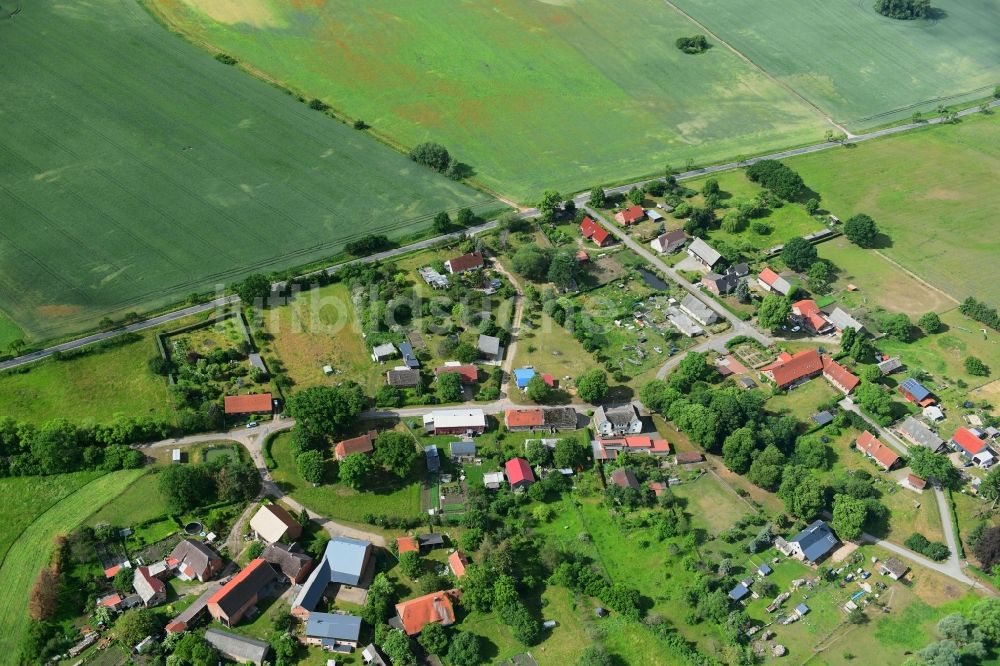 Luftbild Meierstorf - Dorf - Ansicht am Rande von landwirtschaftlichen Feldern in Meierstorf im Bundesland Mecklenburg-Vorpommern, Deutschland