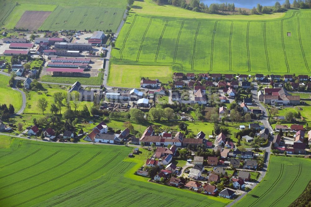 Welxande aus der Vogelperspektive: Dorf - Ansicht am Rande von landwirtschaftlichen Feldern in Welxande im Bundesland Sachsen, Deutschland