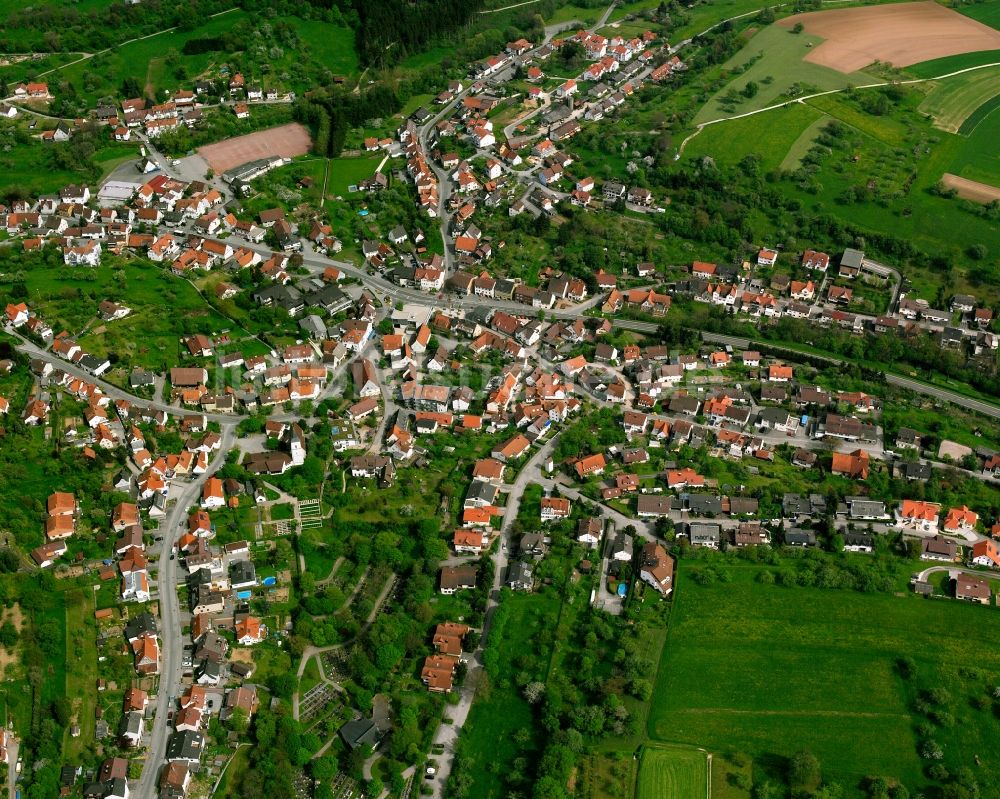 Luftbild Albershausen - Dorf - Ansicht am Rande Waldgebieten in Albershausen im Bundesland Baden-Württemberg, Deutschland
