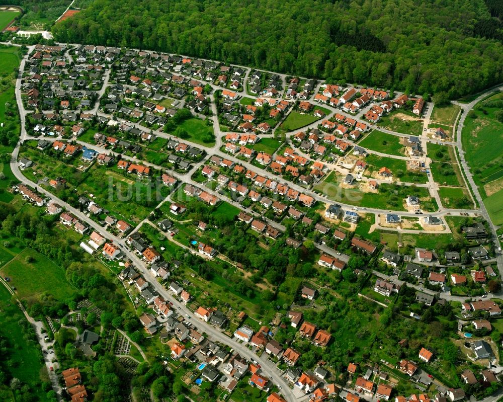 Albershausen von oben - Dorf - Ansicht am Rande Waldgebieten in Albershausen im Bundesland Baden-Württemberg, Deutschland