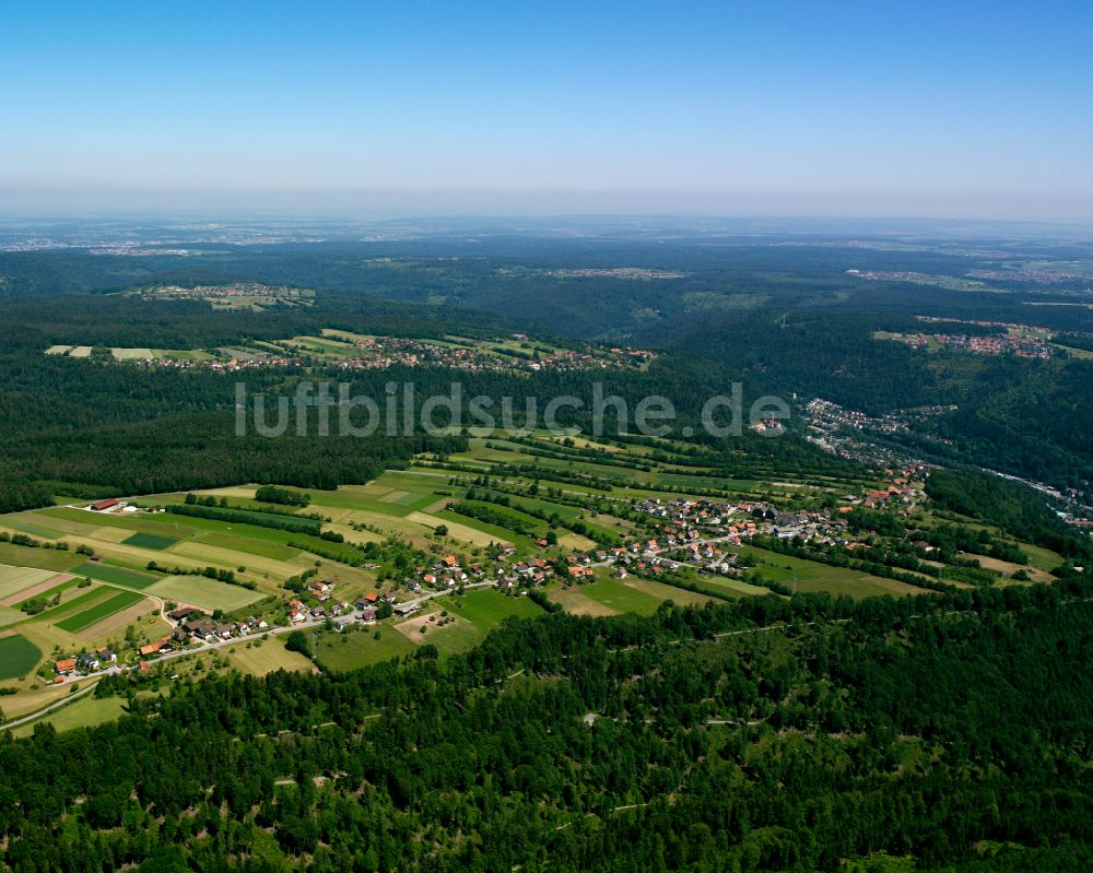 Bad Liebenzell aus der Vogelperspektive: Dorf - Ansicht am Rande von Waldgebieten in Bad Liebenzell im Bundesland Baden-Württemberg, Deutschland