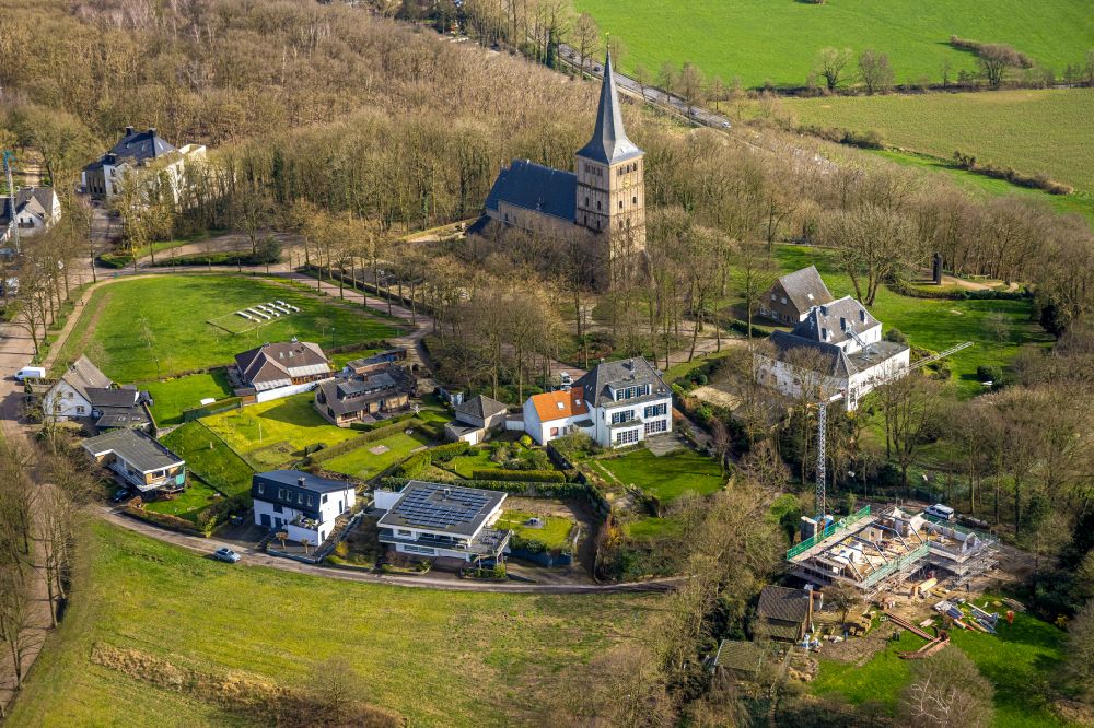 Luftaufnahme Elten - Dorf - Ansicht am Rande von Waldgebieten in Elten im Bundesland Nordrhein-Westfalen, Deutschland