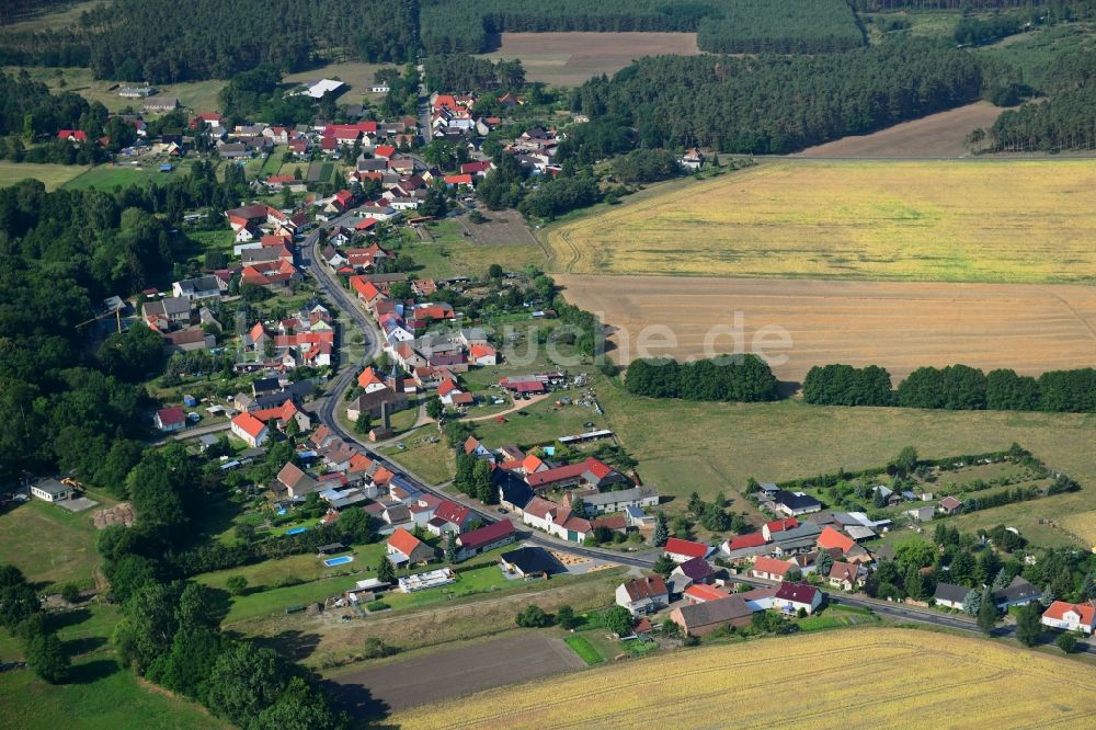 Luftaufnahme Gräben - Dorf - Ansicht am Rande Waldgebieten in Gräben im Bundesland Brandenburg, Deutschland