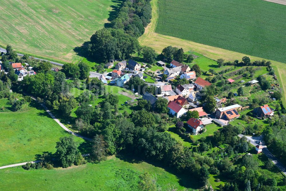 Luftbild Groitzsch - Dorf - Ansicht am Rande von Waldgebieten in Groitzsch im Bundesland Sachsen, Deutschland