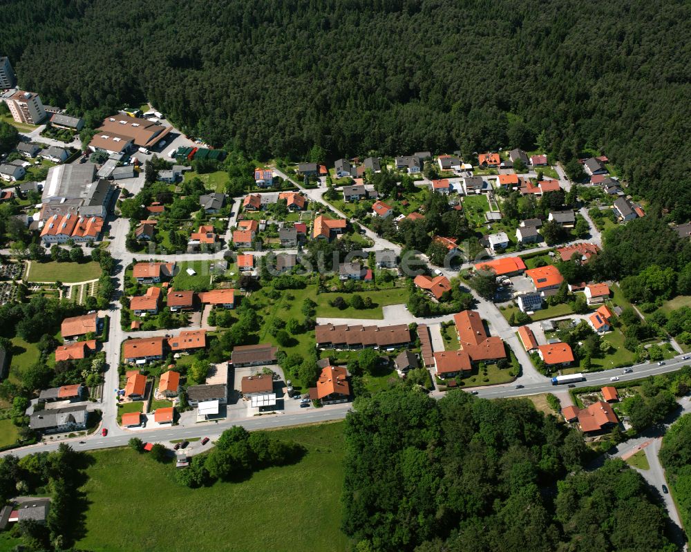 Luftbild Hartfeld - Dorf - Ansicht am Rande Waldgebieten in Hartfeld im Bundesland Bayern, Deutschland