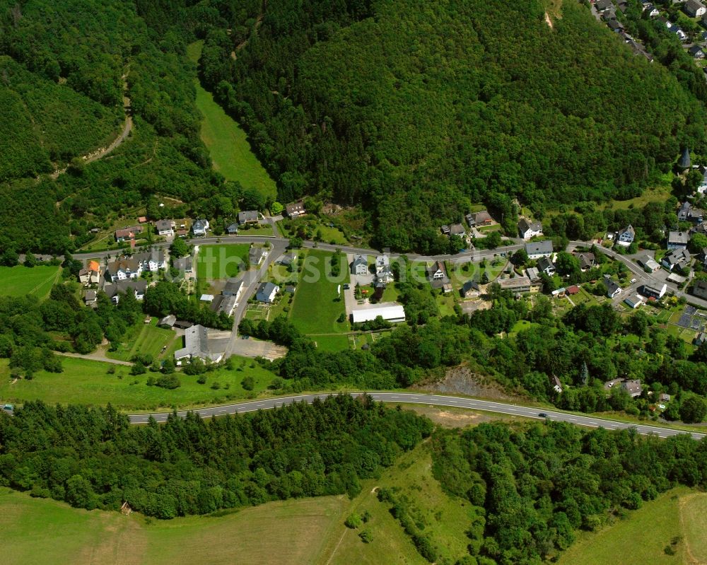 Luftbild Herrstein - Dorf - Ansicht am Rande Waldgebieten in Herrstein im Bundesland Rheinland-Pfalz, Deutschland
