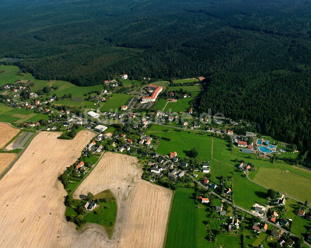 Luftbild Hetzdorf - Dorf - Ansicht am Rande Waldgebieten in Hetzdorf im Bundesland Sachsen, Deutschland