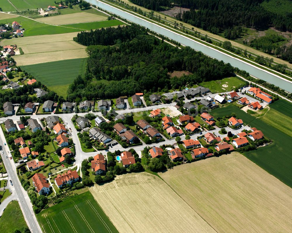 Luftaufnahme Höchfelden - Dorf - Ansicht am Rande Waldgebieten in Höchfelden im Bundesland Bayern, Deutschland