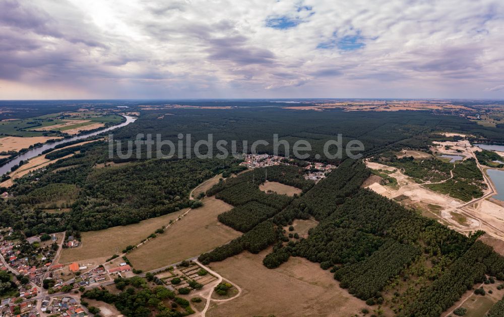 Luftbild Bad Freienwalde (Oder) - Dorf - Ansicht am Rande von Waldgebieten in Hohensaaten im Bundesland Brandenburg, Deutschland