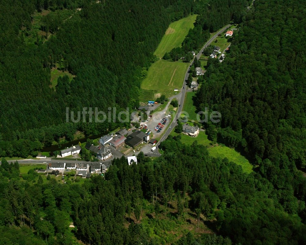 Katzenloch von oben - Dorf - Ansicht am Rande Waldgebieten in Katzenloch im Bundesland Rheinland-Pfalz, Deutschland