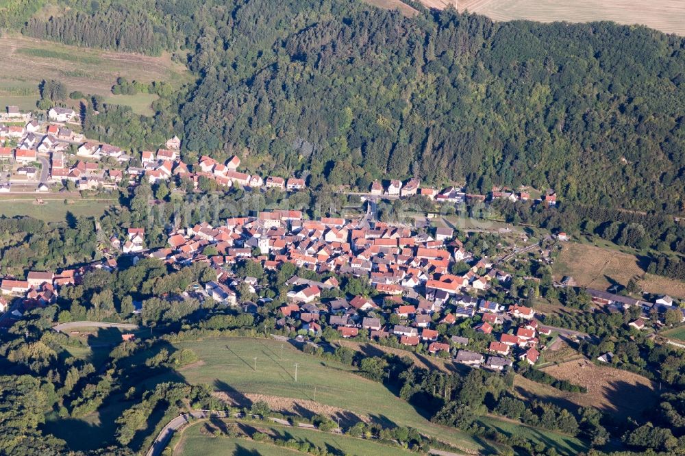 Luftbild Odenbach - Dorf - Ansicht am Rande Waldgebieten in Odenbach im Bundesland Rheinland-Pfalz, Deutschland