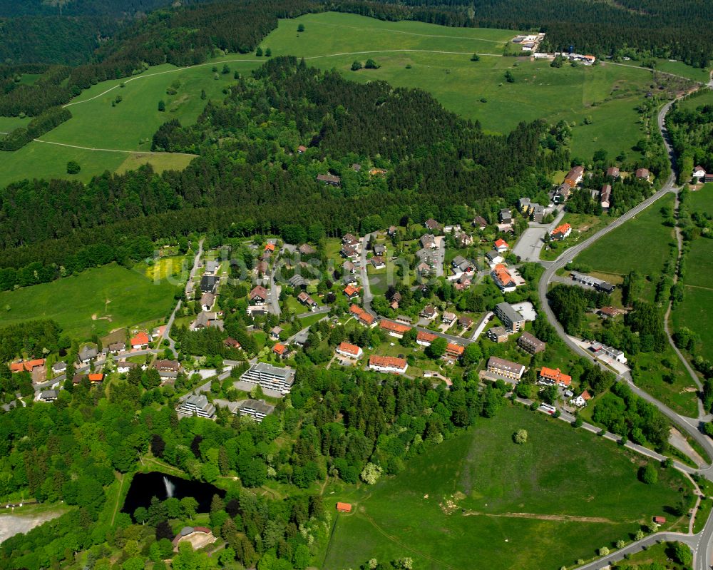 Sankt Andreasberg von oben - Dorf - Ansicht am Rande von Waldgebieten in Sankt Andreasberg im Bundesland Niedersachsen, Deutschland