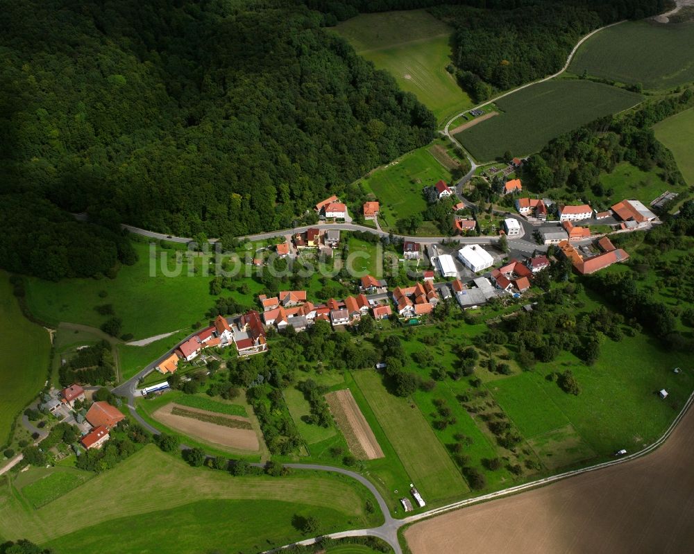 Luftbild Schierschwende - Dorf - Ansicht am Rande Waldgebieten in Schierschwende im Bundesland Thüringen, Deutschland