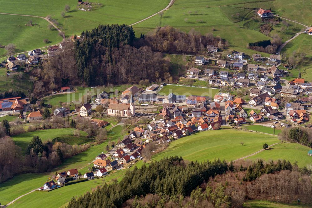 Luftaufnahme Schweighausen - Dorf - Ansicht am Rande von Waldgebieten in Schweighausen im Bundesland Baden-Württemberg, Deutschland