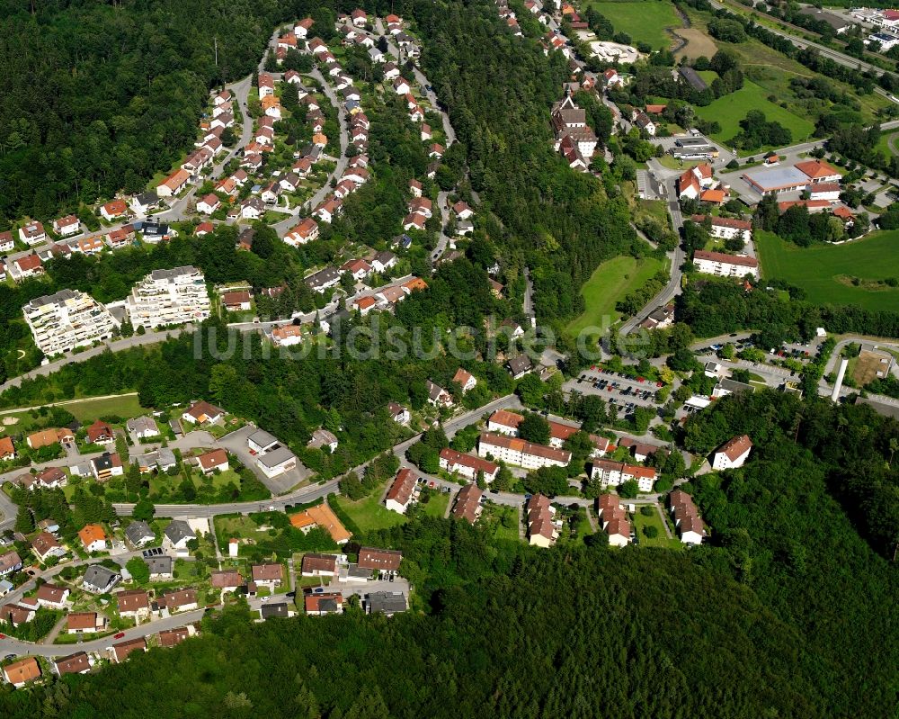 Sigmaringen von oben - Dorf - Ansicht am Rande Waldgebieten in Sigmaringen im Bundesland Baden-Württemberg, Deutschland