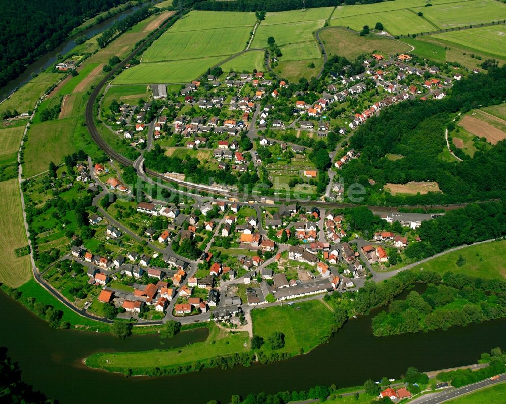 Luftbild Speele - Dorf - Ansicht am Rande Waldgebieten in Speele im Bundesland Niedersachsen, Deutschland