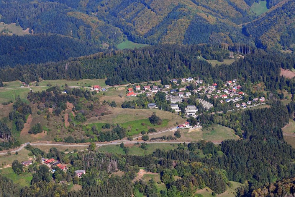 Stockmatt aus der Vogelperspektive: Dorf - Ansicht am Rande Waldgebieten in Stockmatt im Bundesland Baden-Württemberg, Deutschland