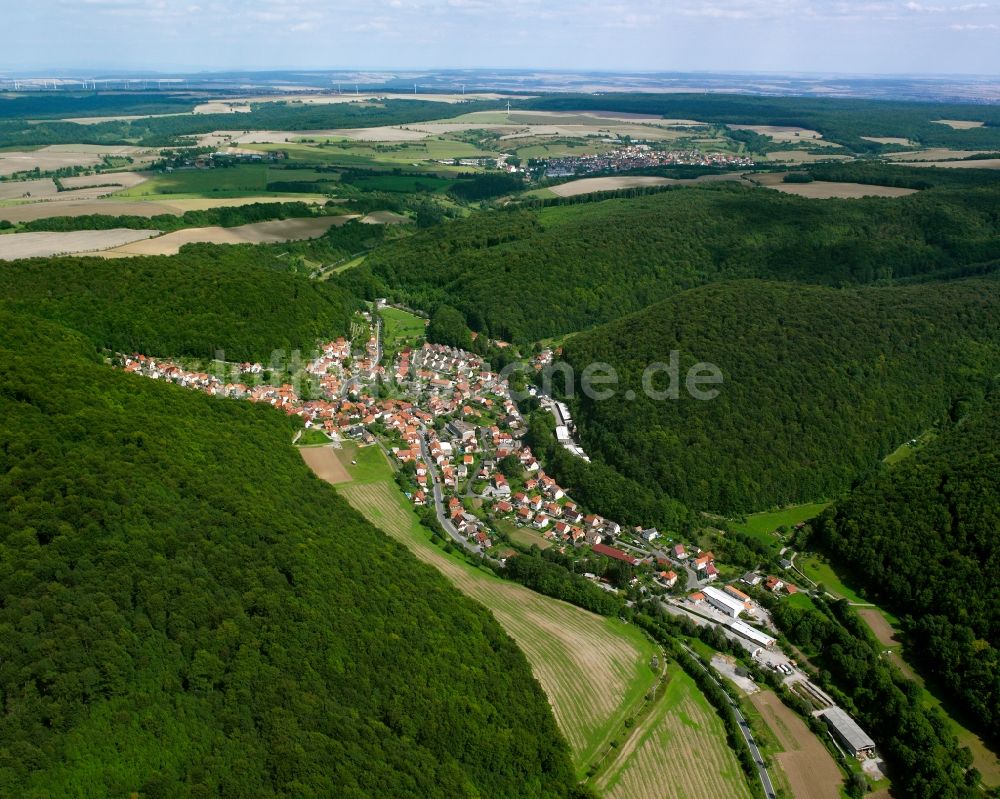 Luftaufnahme Wendehausen - Dorf - Ansicht am Rande Waldgebieten in Wendehausen im Bundesland Thüringen, Deutschland