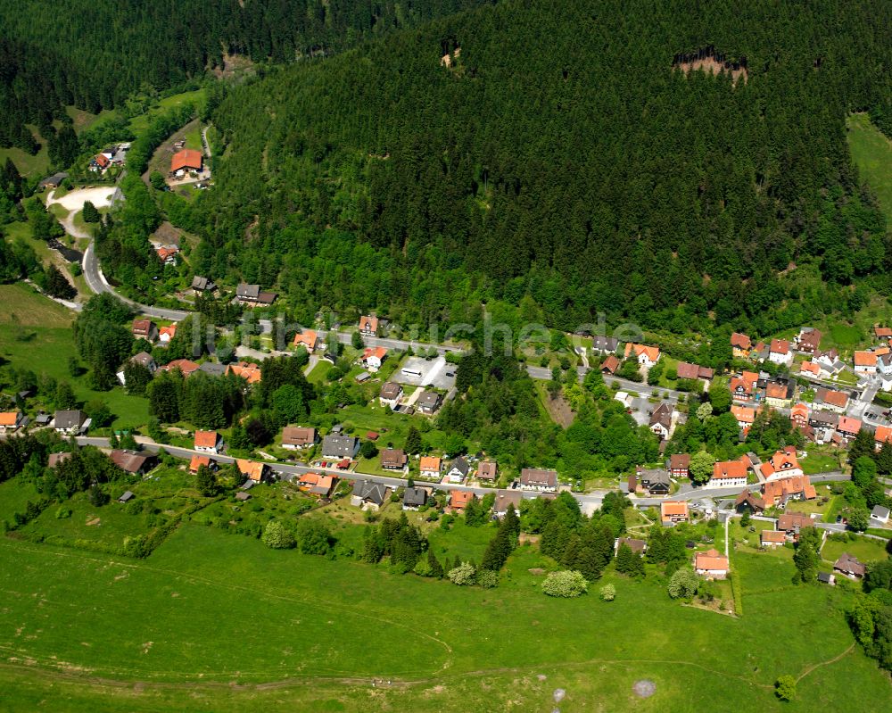 Luftaufnahme Wildemann - Dorf - Ansicht am Rande von Waldgebieten in Wildemann im Bundesland Niedersachsen, Deutschland