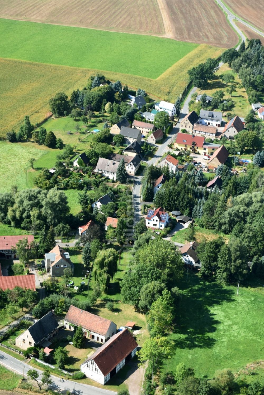 Schönberg von oben - Dorf - Ansicht von Schönberg im Bundesland Sachsen