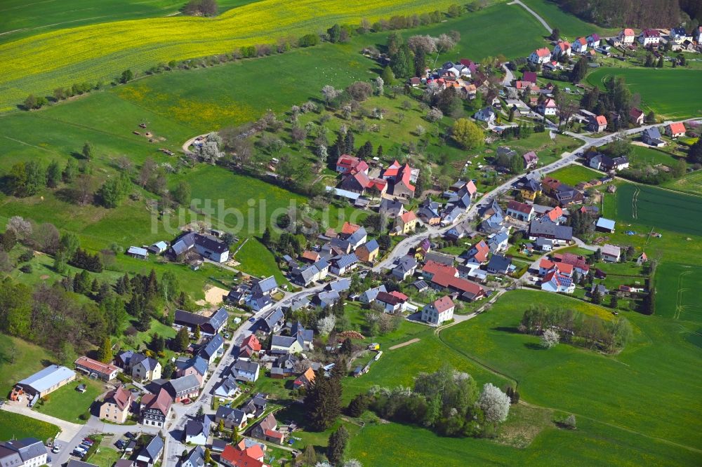 Luftbild Schönberg - Dorf - Ansicht in Schönberg im Bundesland Sachsen, Deutschland