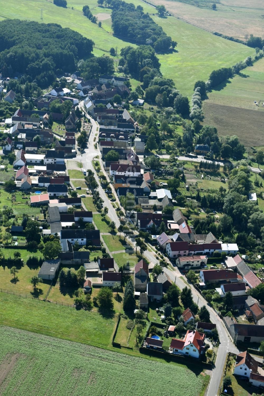 Mockrehna aus der Vogelperspektive: Dorf - Ansicht des Südens von Klitzschen im Bundesland Sachsen