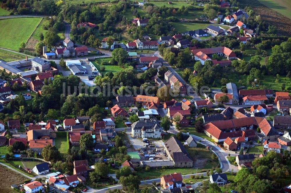 Sommersdorf von oben - Dorf - Ansicht in Sommersdorf im Bundesland Sachsen-Anhalt, Deutschland