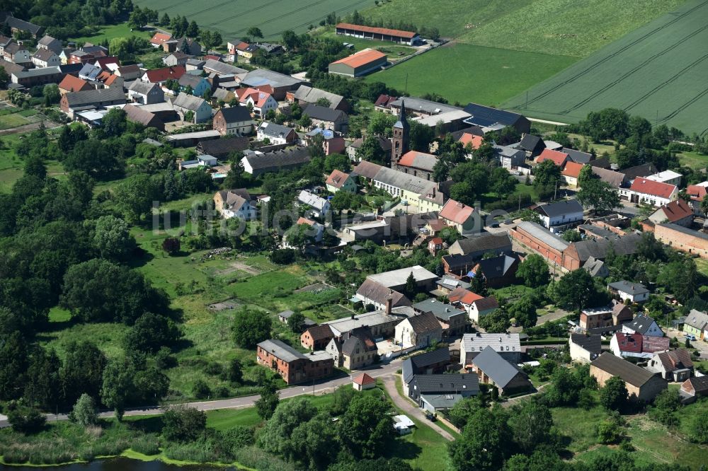 Luftbild Steutz - Dorf - Ansicht von Steutz im Bundesland Sachsen-Anhalt