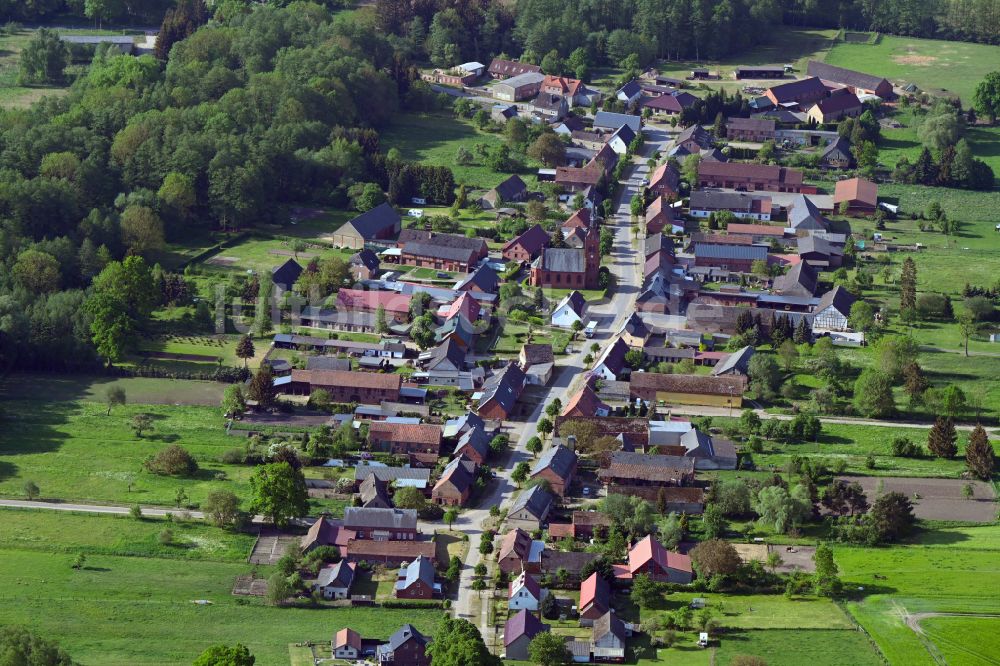 Telschow aus der Vogelperspektive: Dorf - Ansicht in Telschow im Bundesland Brandenburg, Deutschland