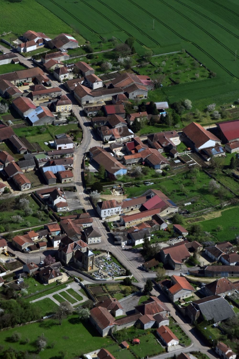 Luftaufnahme Thil - Dorf - Ansicht von Thil in Alsace-Champagne-Ardenne-Lorraine, Frankreich
