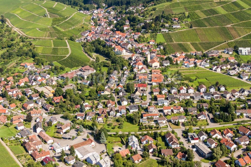 Varnhalt von oben - Dorf - Ansicht in Varnhalt im Bundesland Baden-Württemberg, Deutschland