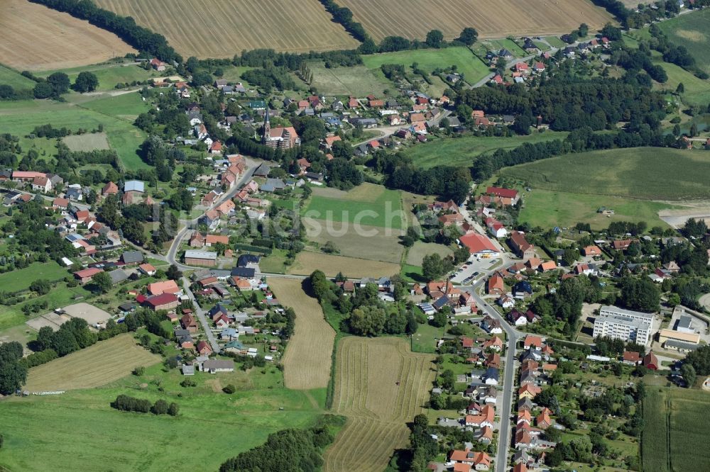 Vellahn aus der Vogelperspektive: Dorf - Ansicht von Vellahn im Bundesland Mecklenburg-Vorpommern