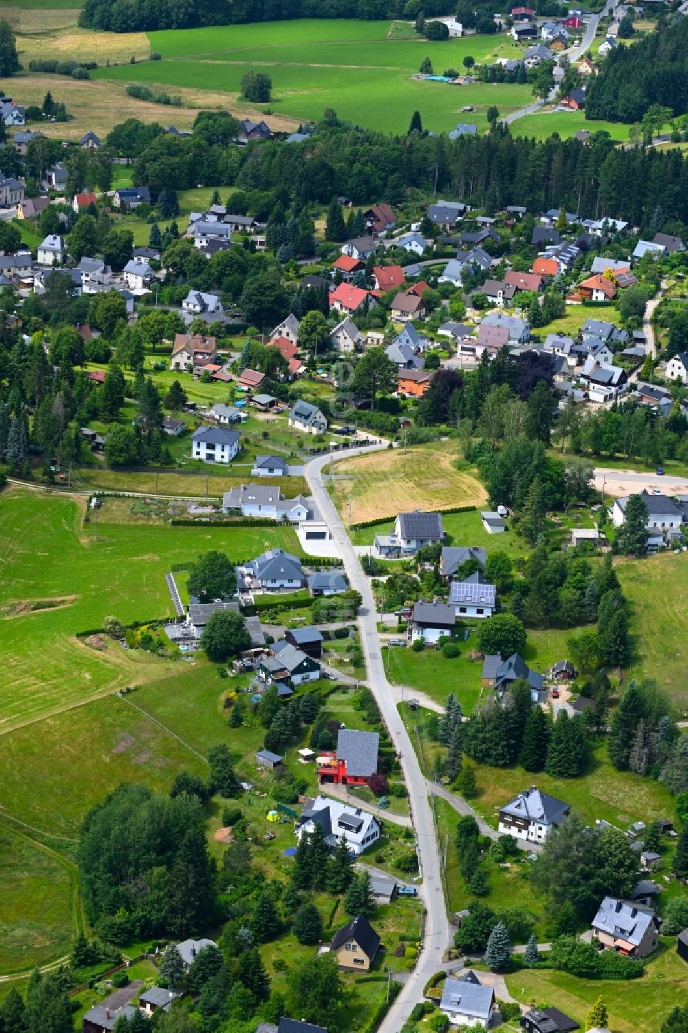 Vogelsgrün aus der Vogelperspektive: Dorf - Ansicht in Vogelsgrün im Bundesland Sachsen, Deutschland