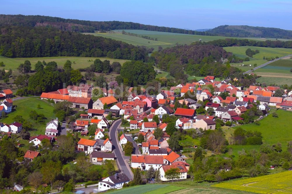 Willershausen von oben - Dorf - Ansicht in Willershausen im Bundesland Hessen, Deutschland