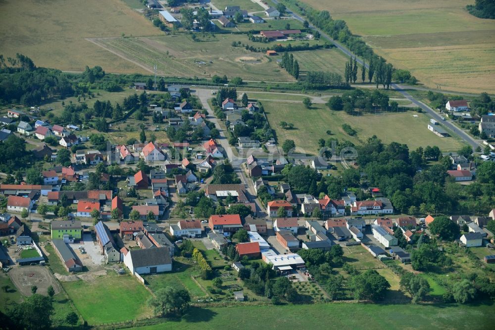 Woltersdorf aus der Vogelperspektive: Dorf - Ansicht in Woltersdorf im Bundesland Sachsen-Anhalt, Deutschland