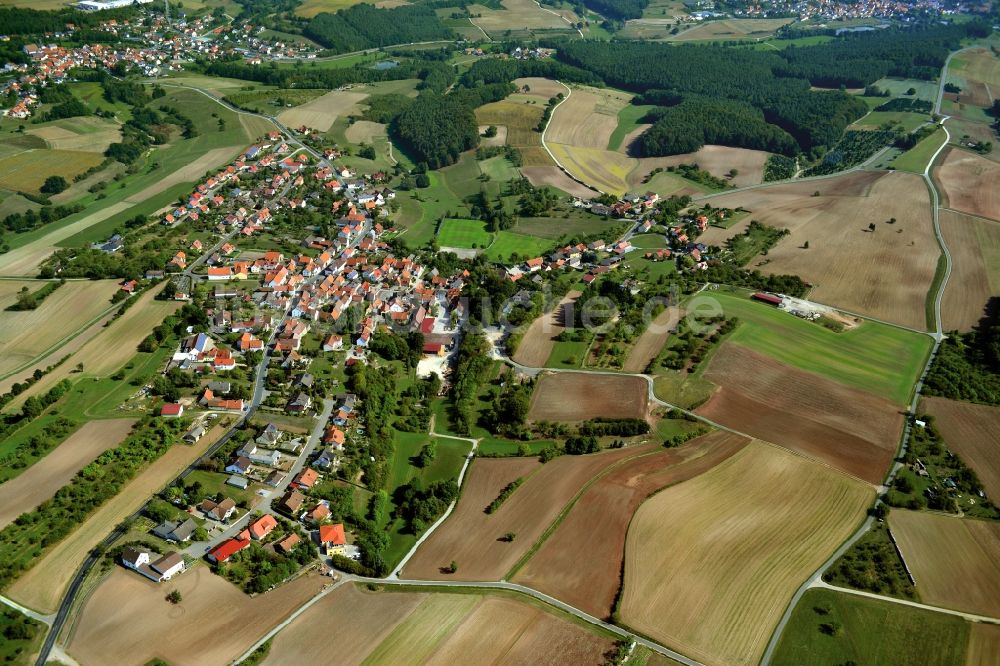 Dankenfeld von oben - Dorf - Ansicht der zum Landkreis Haßberge gehörenden Gemeinde Dankenfeld im Bundesland Bayern