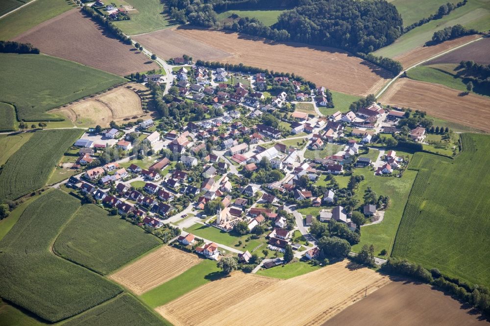 Haunwang aus der Vogelperspektive: Dorfansicht vom durch Landwirtschaft geprägten Haunwang im Bundesland Bayern, Deutschland