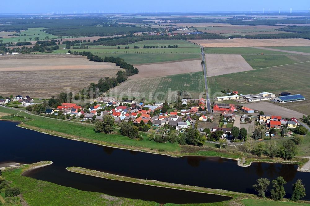 Luftbild Gallin - Dorfansicht an den Fluss- Uferbereichen der Elbe in Gallin im Bundesland Sachsen-Anhalt, Deutschland