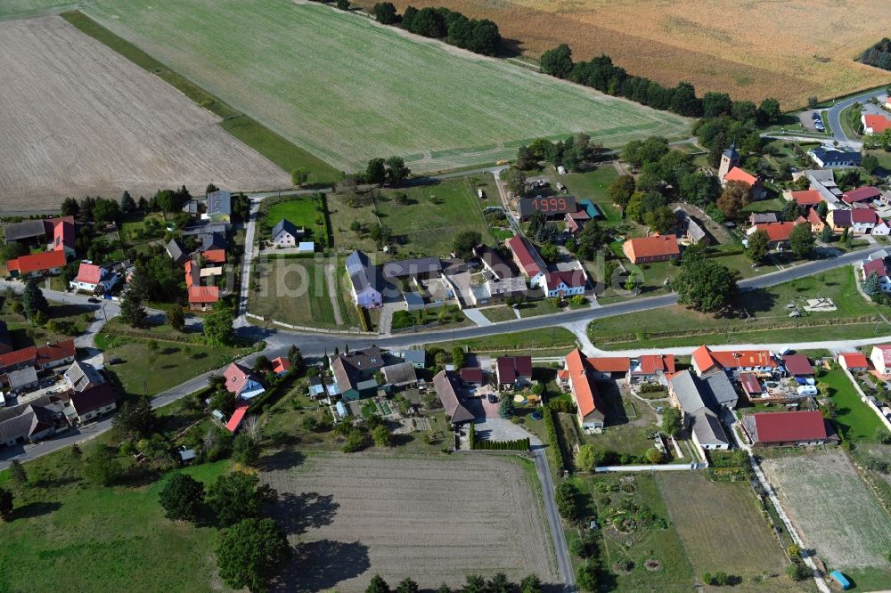 Luftaufnahme Fröhden - Dorfansicht in Fröhden im Bundesland Brandenburg, Deutschland