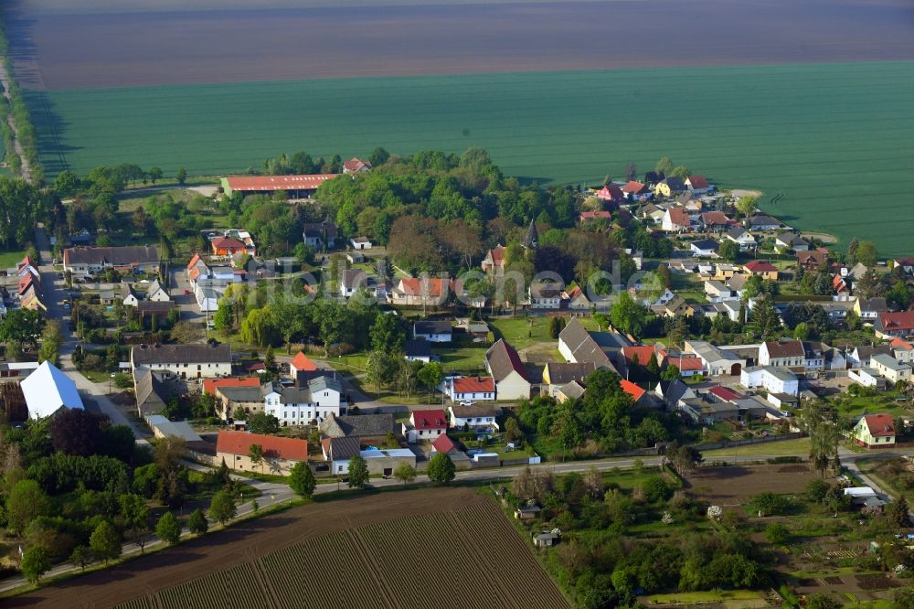 Poley von oben - Dorfansicht in Poley im Bundesland Sachsen-Anhalt, Deutschland